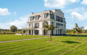 Awesome Apartment In Kamperland With Wifi